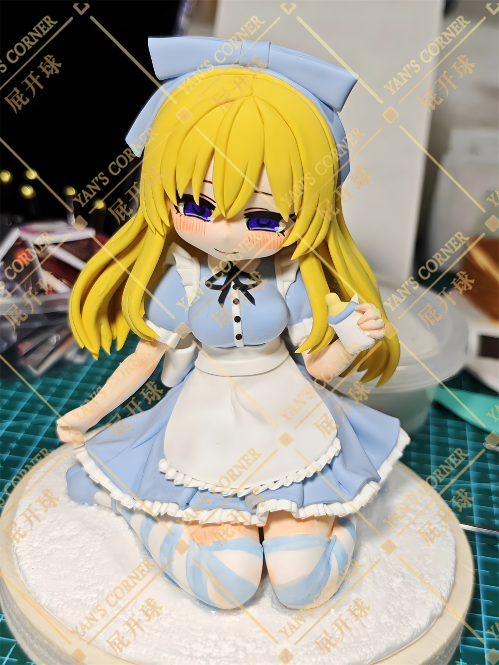 10cm Black Souls 2 Alice Handmade Clay Model with Dust Cover