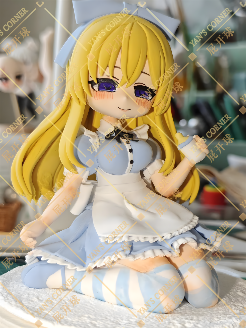 10cm Black Souls 2 Alice Handmade Clay Model with Dust Cover