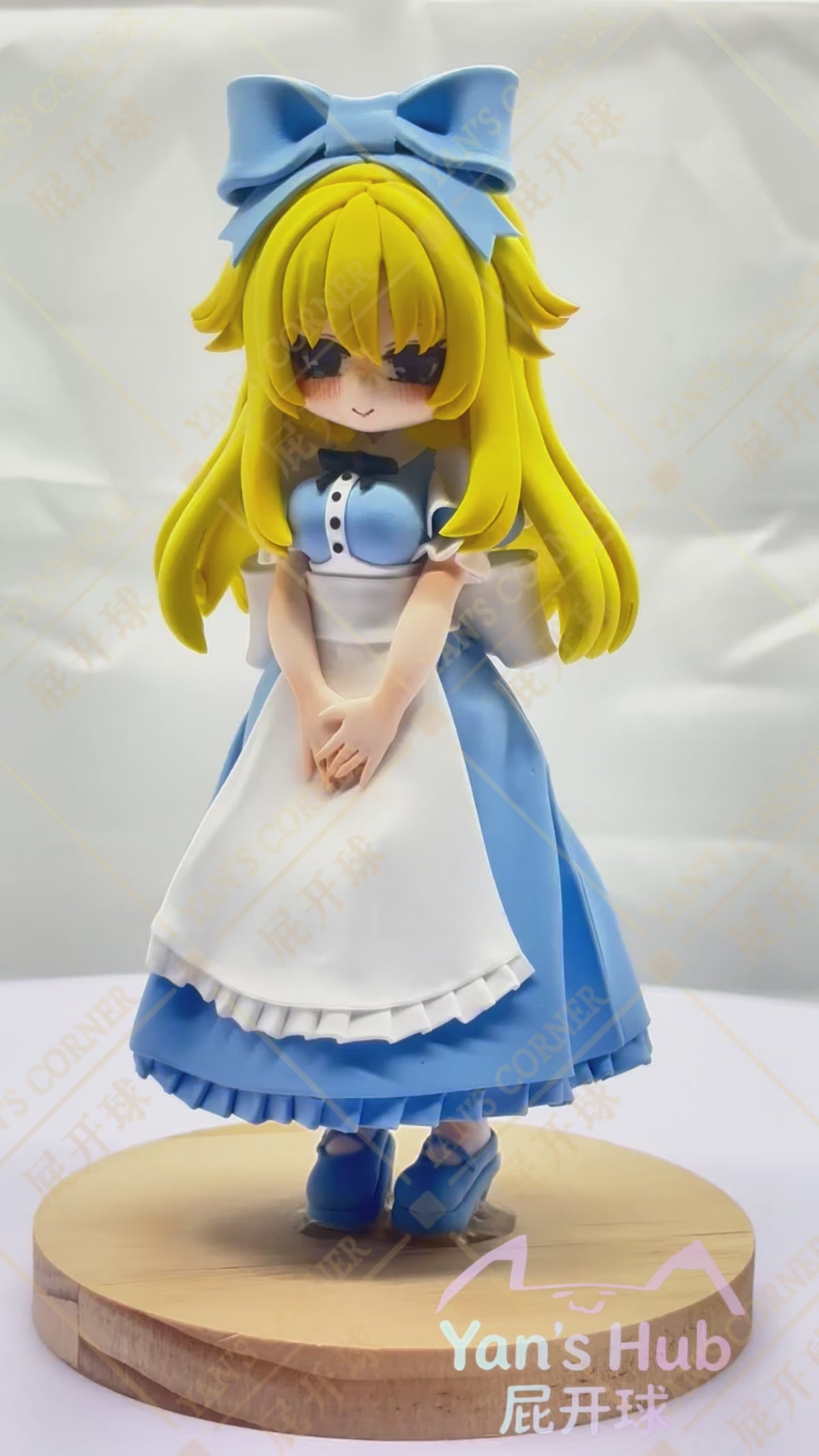16cm Black Souls Alice Handmade Clay Model With Dust Cover